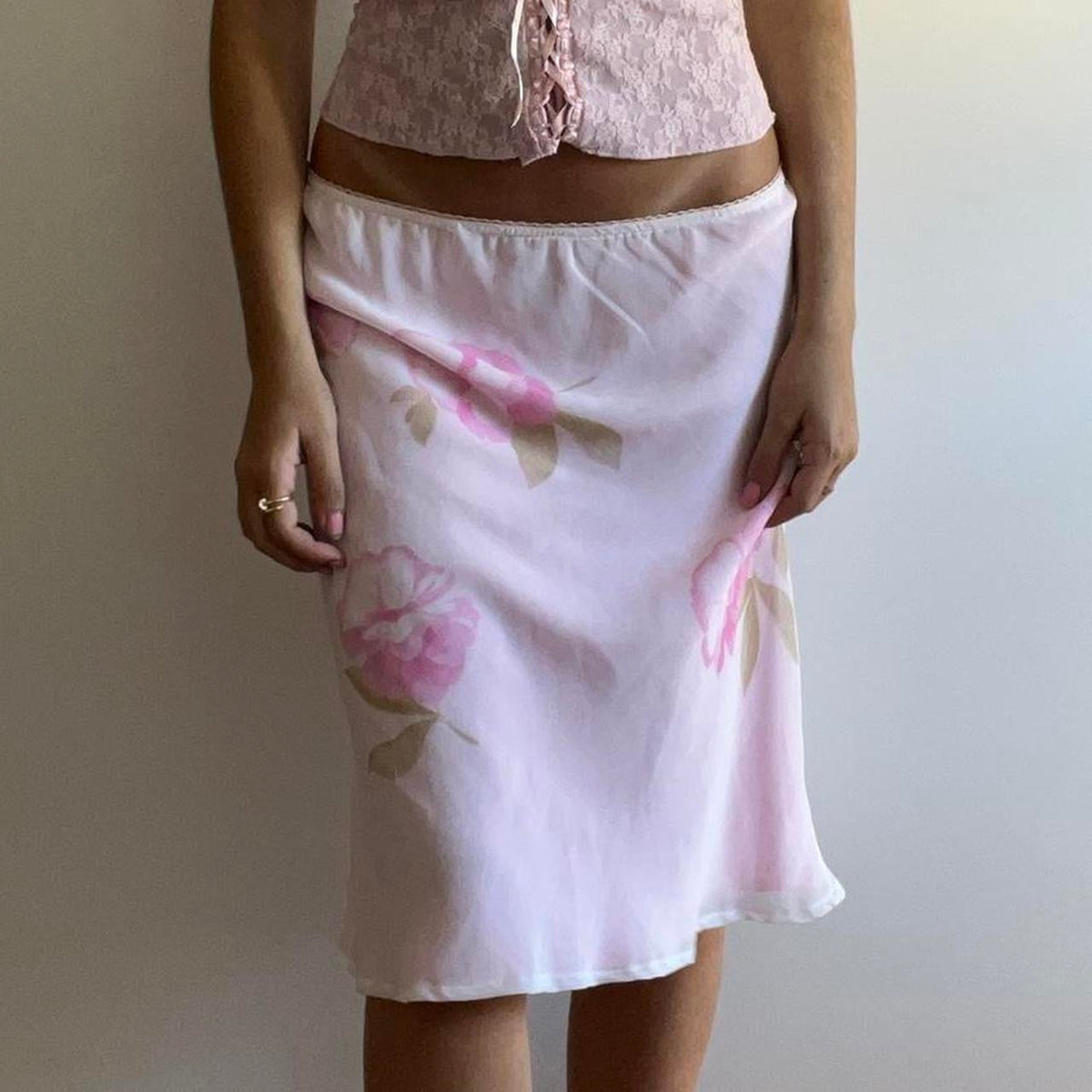 SKIRTS