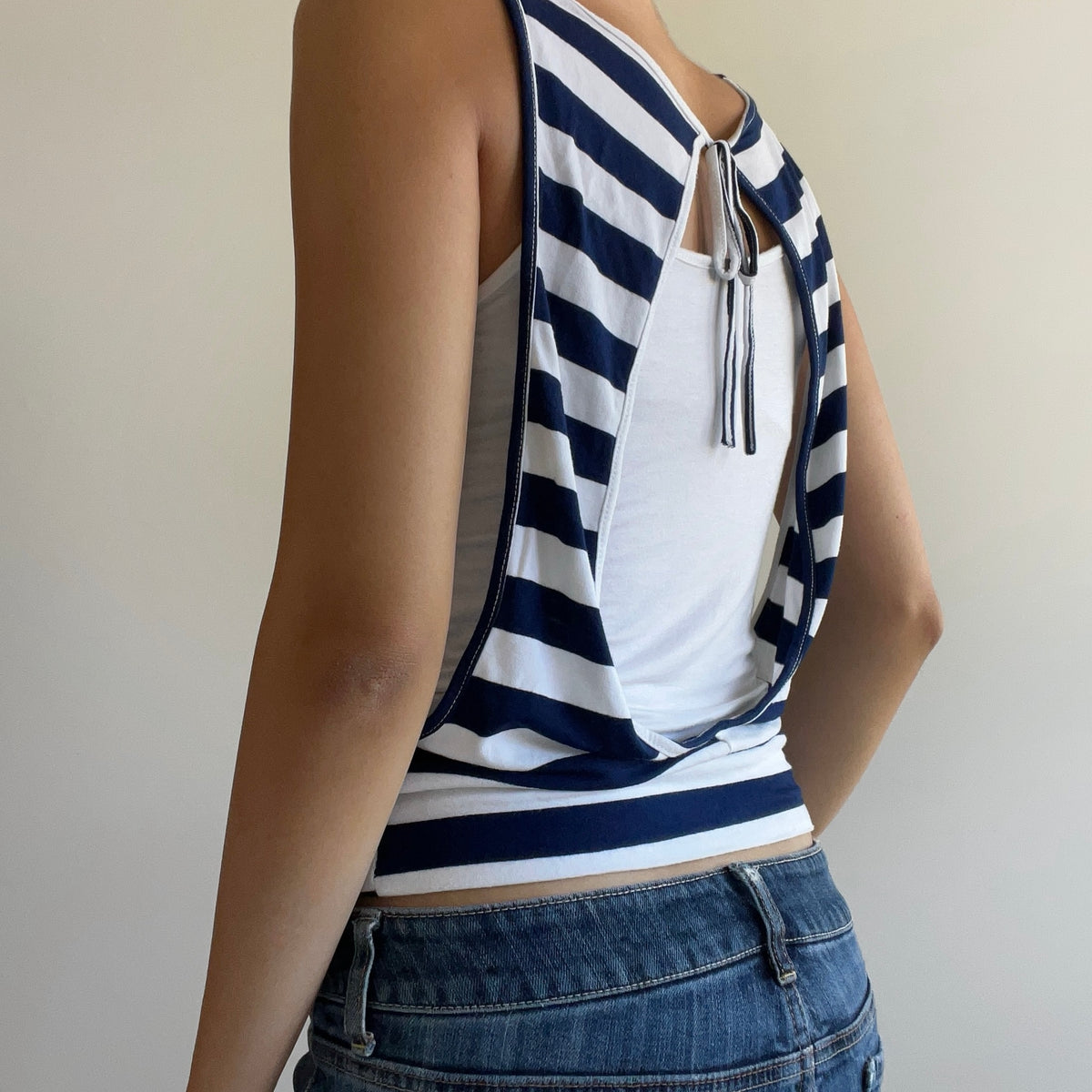 STRIPED LAYERED TANK