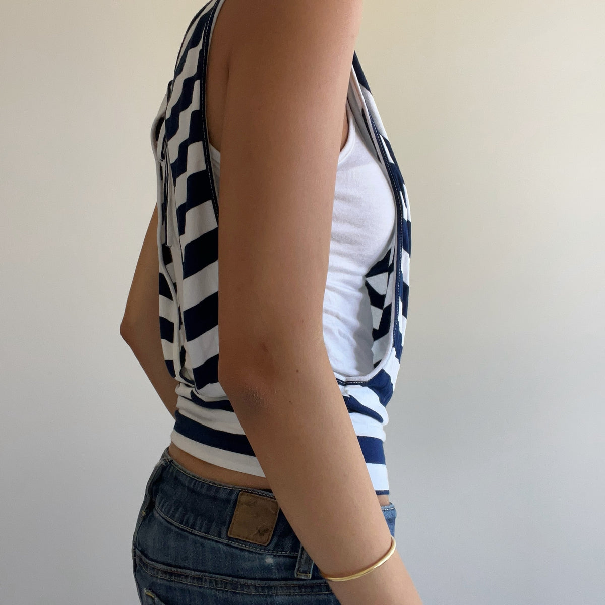 STRIPED LAYERED TANK