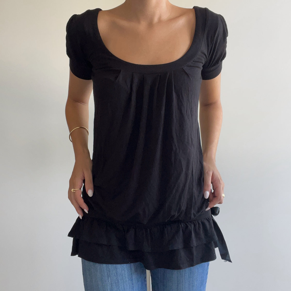 BLACK RUFFLE MINI DRESS