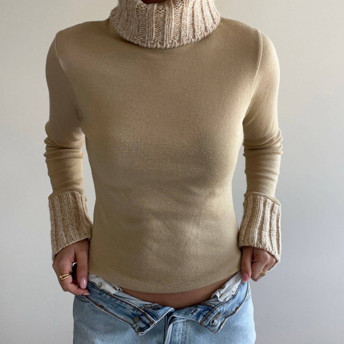 BEIGE ROLL NECK JUMPER