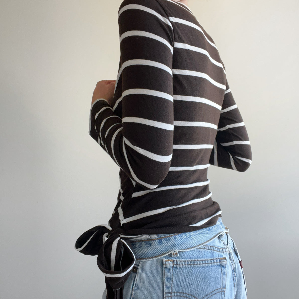 BROWN WRAP TOP