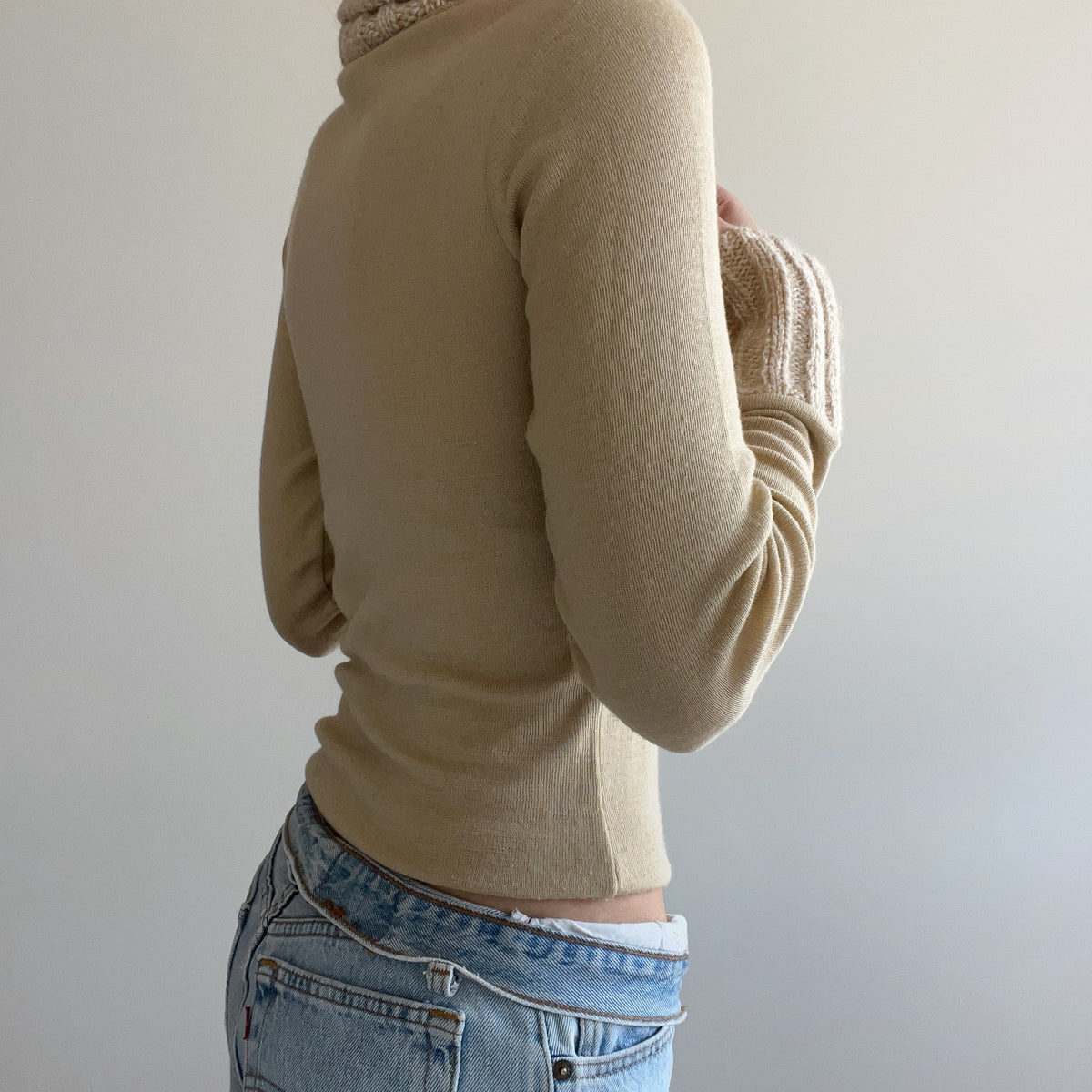 BEIGE ROLL NECK JUMPER