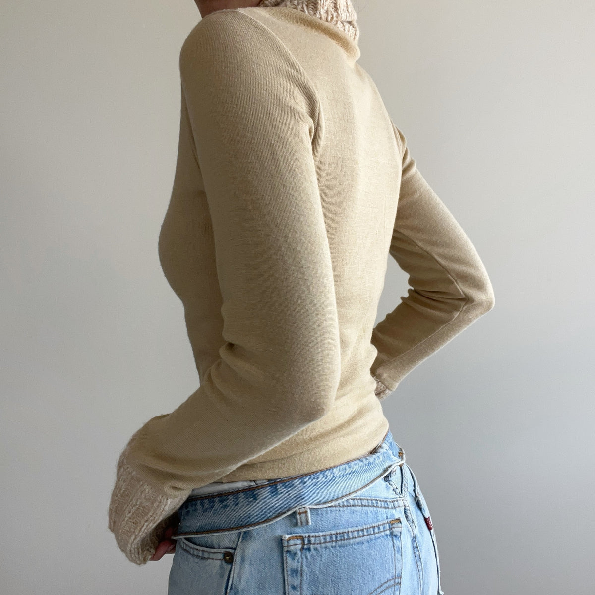 BEIGE ROLL NECK JUMPER