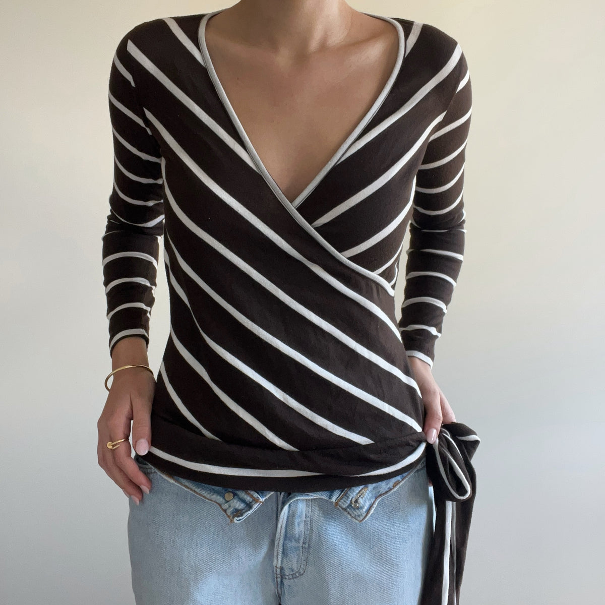 BROWN WRAP TOP