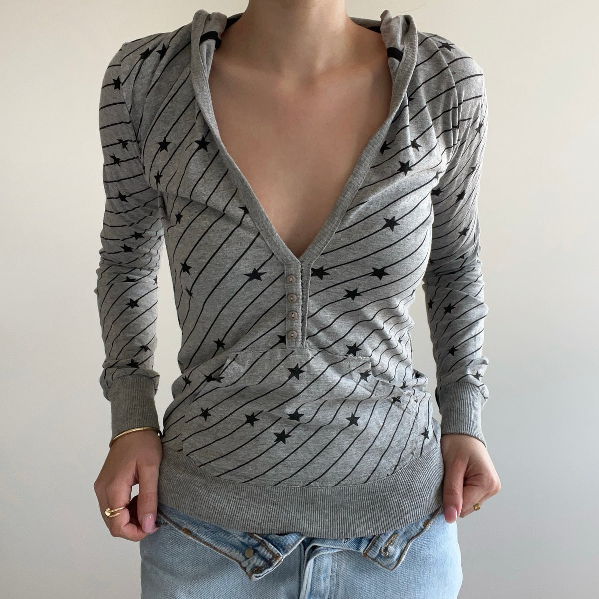 STAR PRINT HOODIE