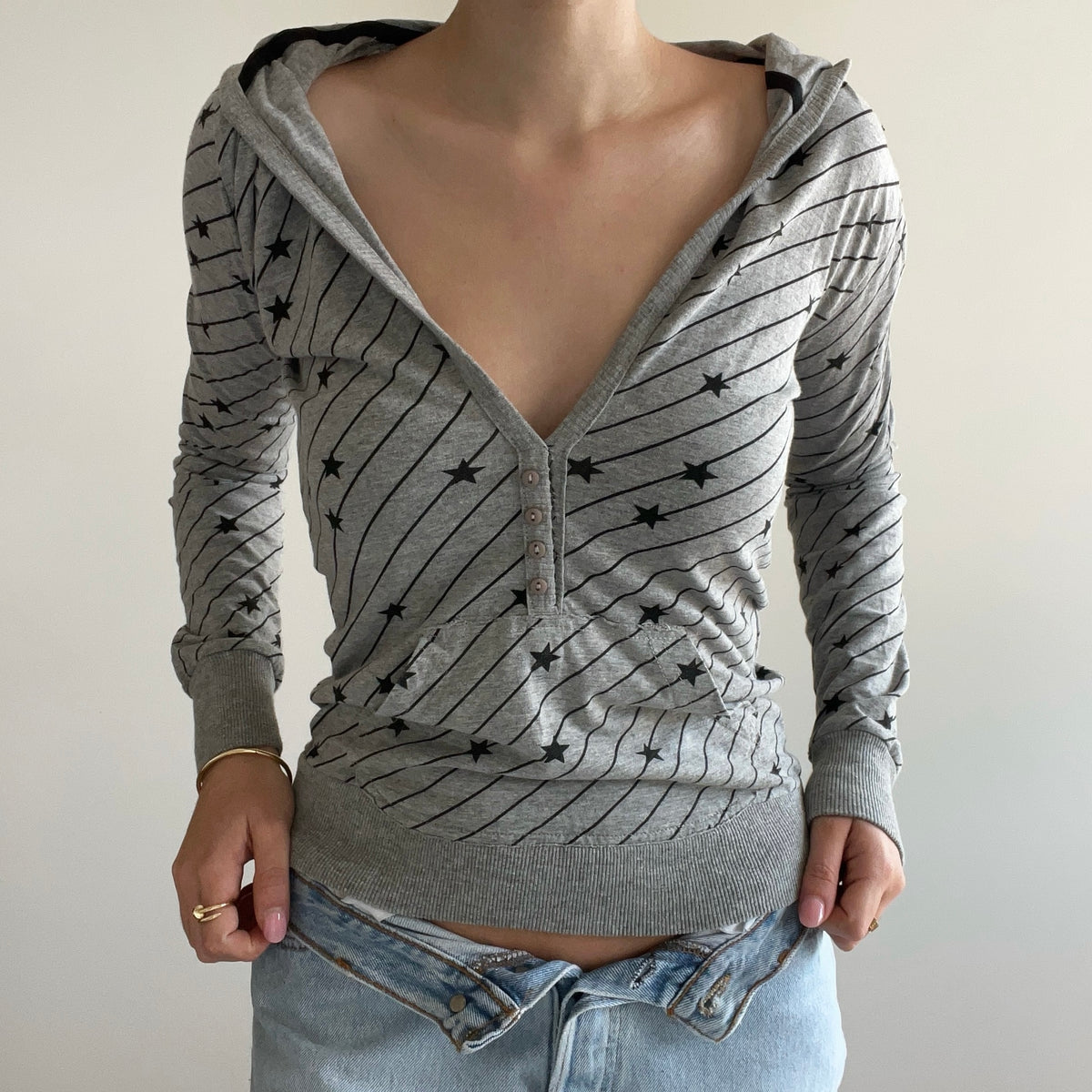 STAR PRINT HOODIE