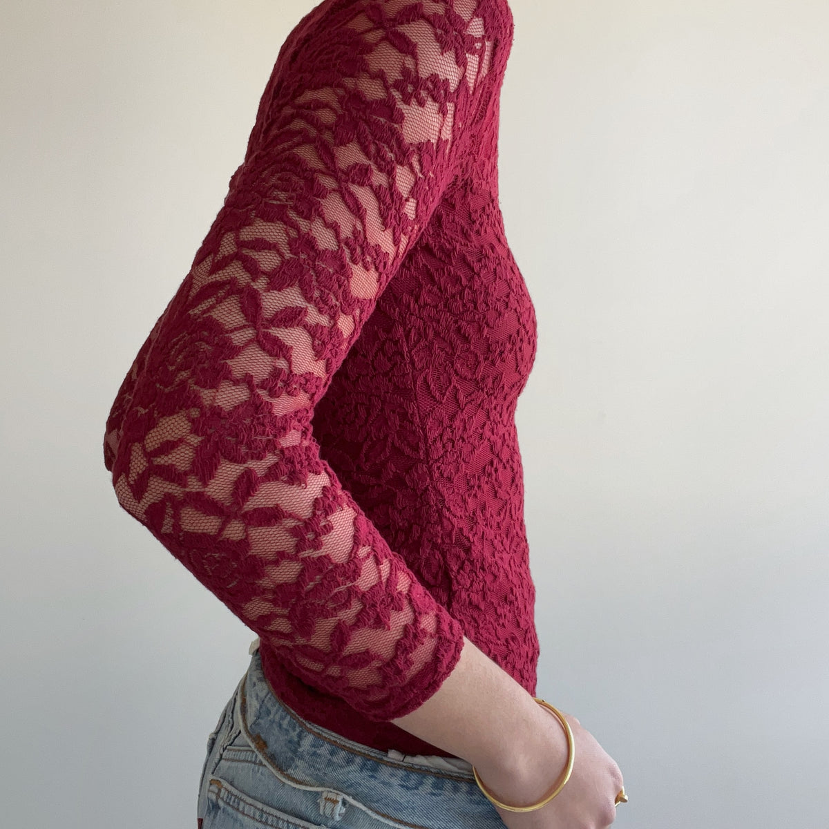 RED LACE 3/4 SLEEVE