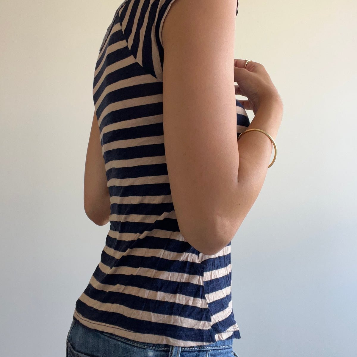 BROWN & NAVY TSHIRT