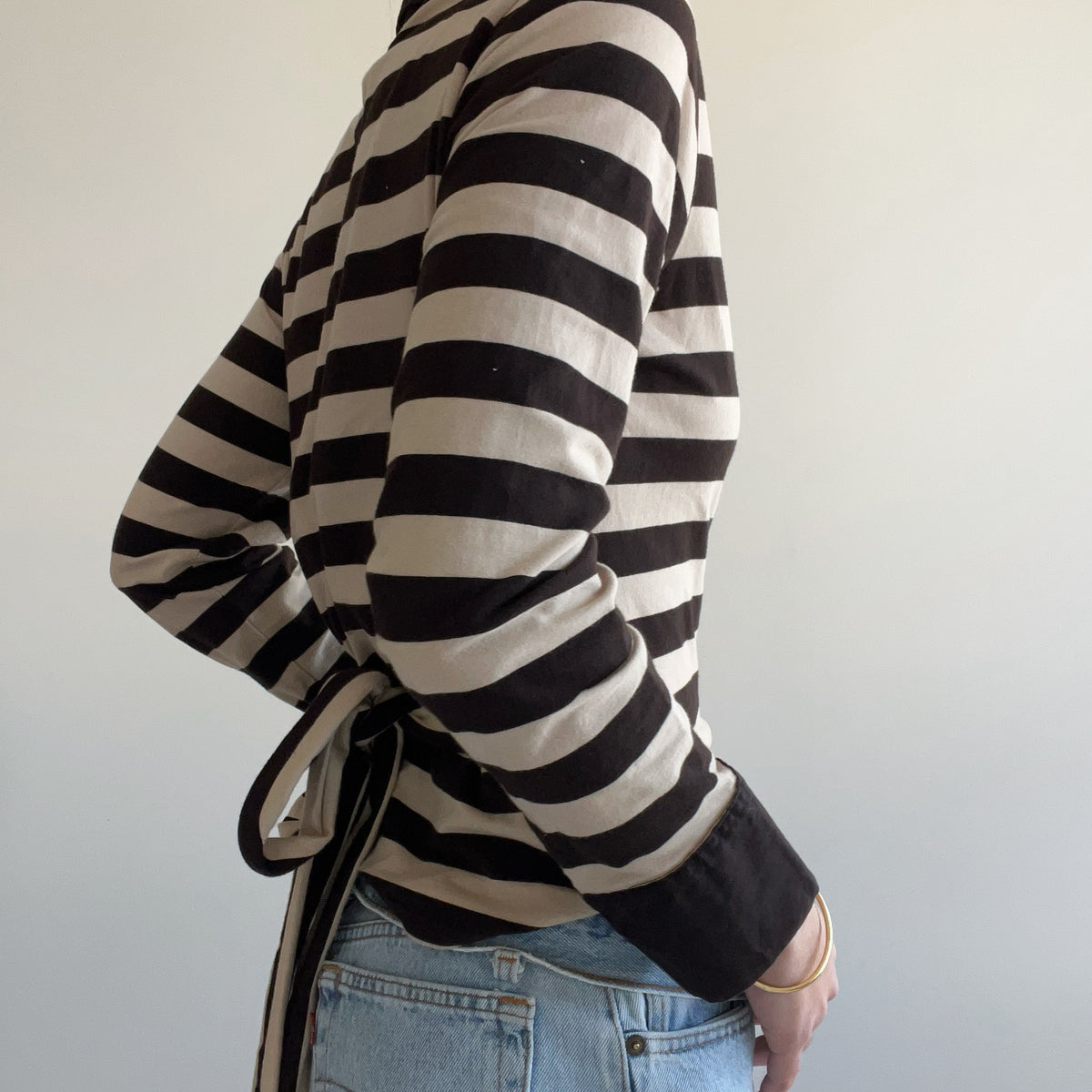 STRIPED WRAP BLOUSE