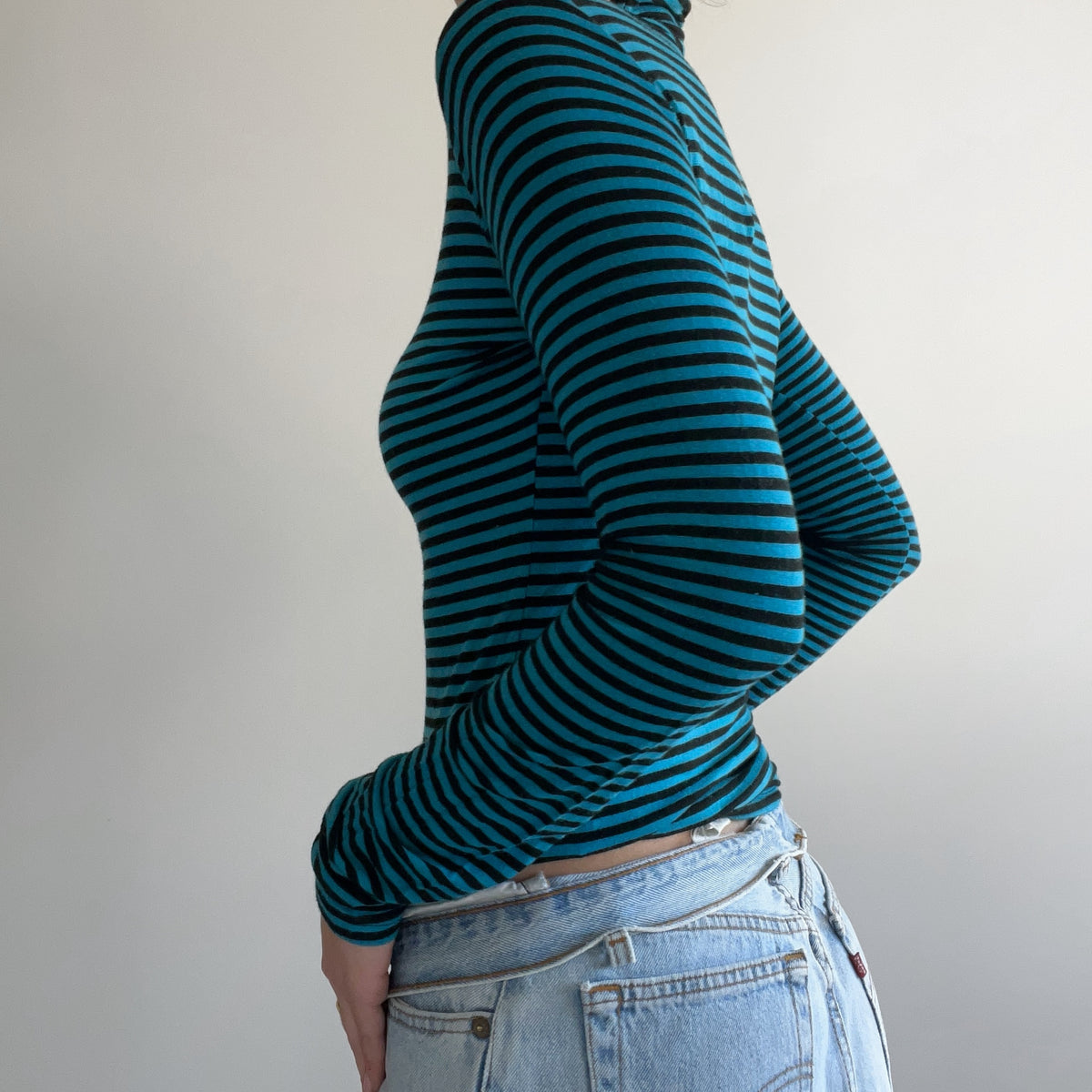 BLUE ROLLNECK LONG SLEEVE