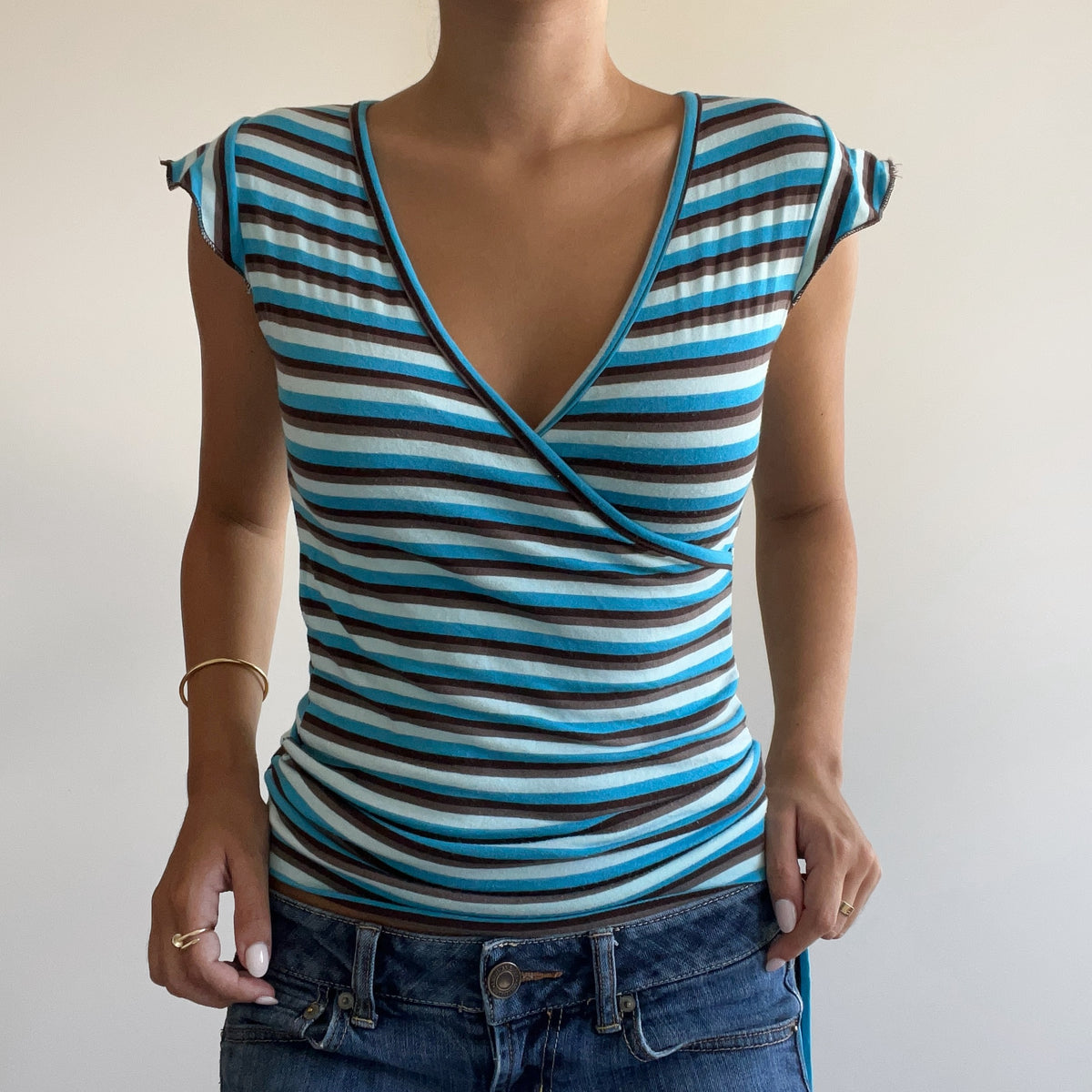 BLUE STRIPED WRAP TOP