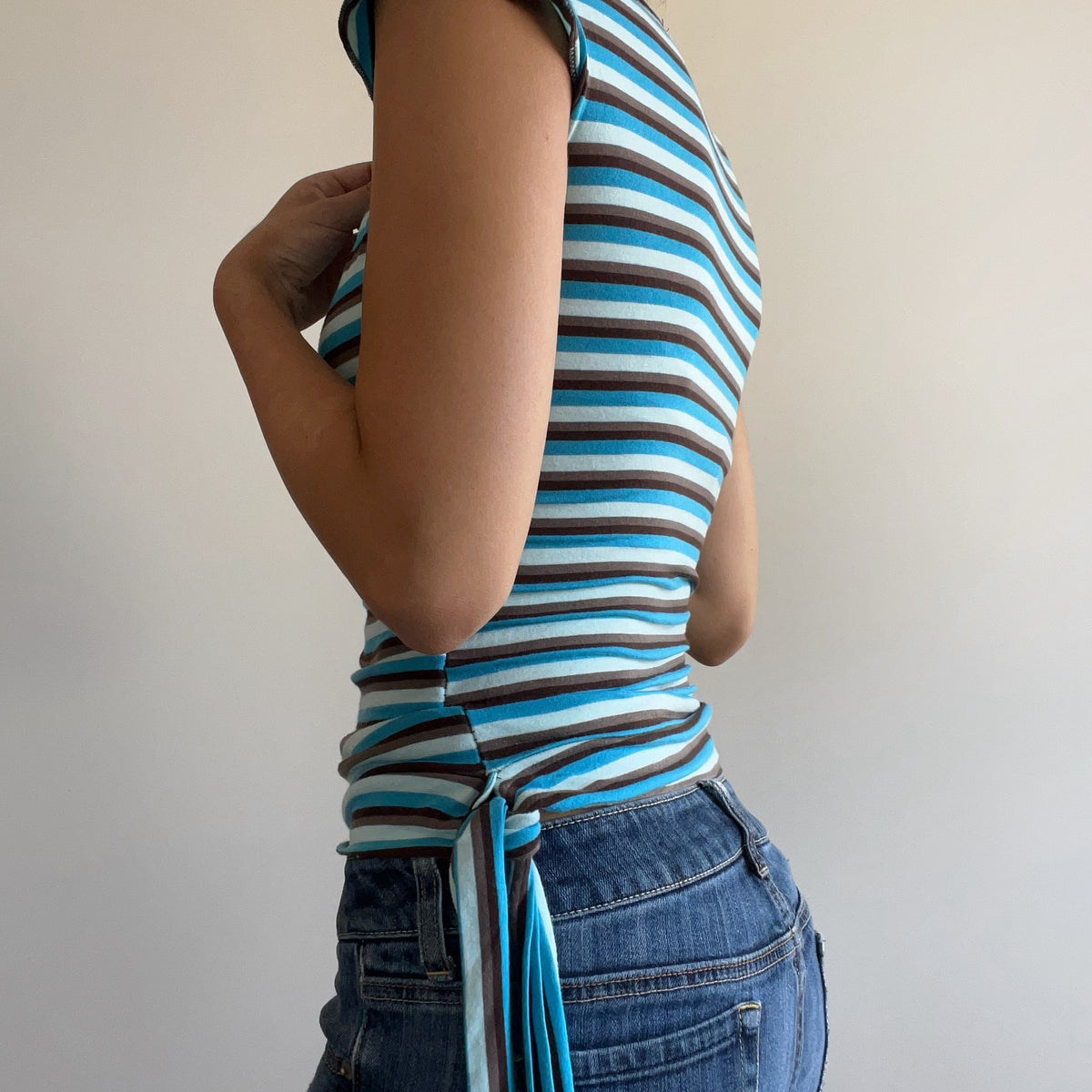 BLUE STRIPED WRAP TOP