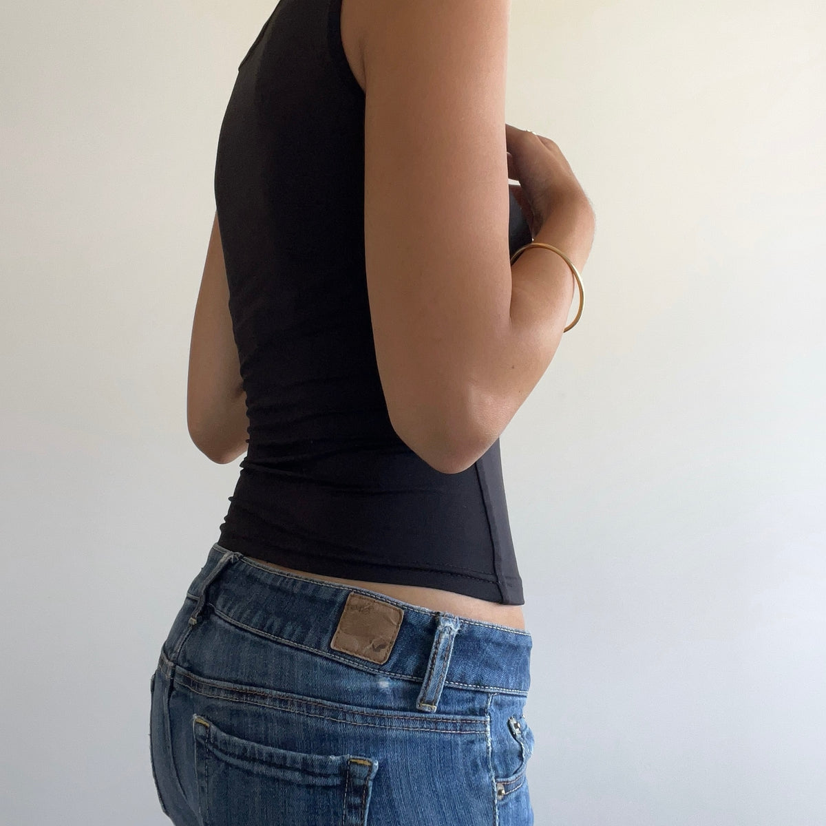 BLACK BOATNECK TANK
