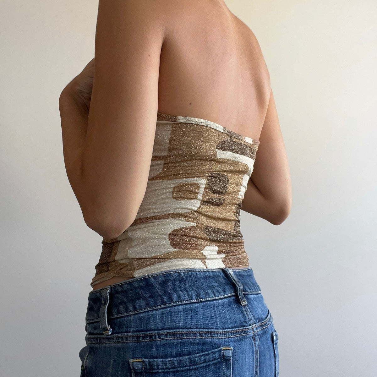 ABSTRACT HALTER TOP