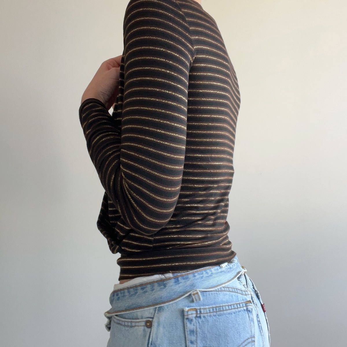 STRIPED DRAPE TOP