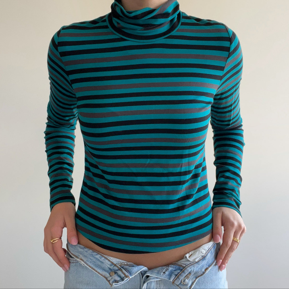 STRIPED LONG SLEEVE