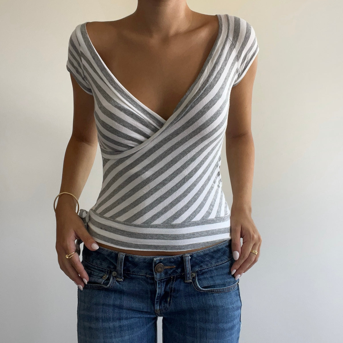 GREY STRIPED WRAP TOP