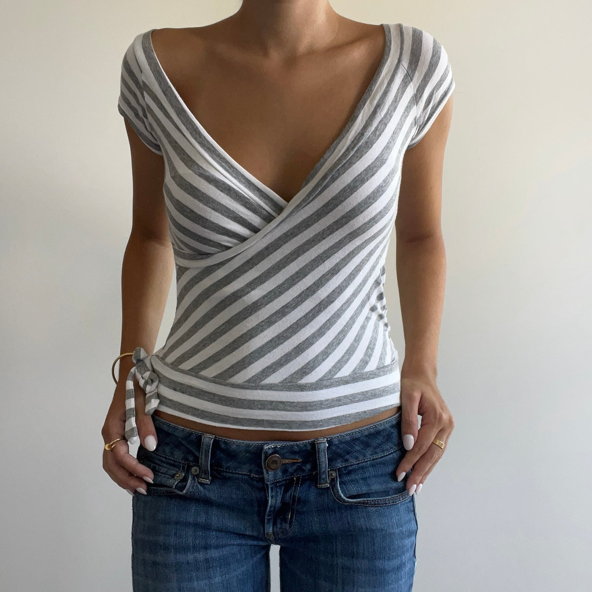 GREY STRIPED WRAP TOP