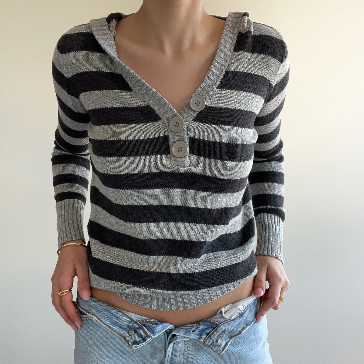 GREY STRIPED HOODIE