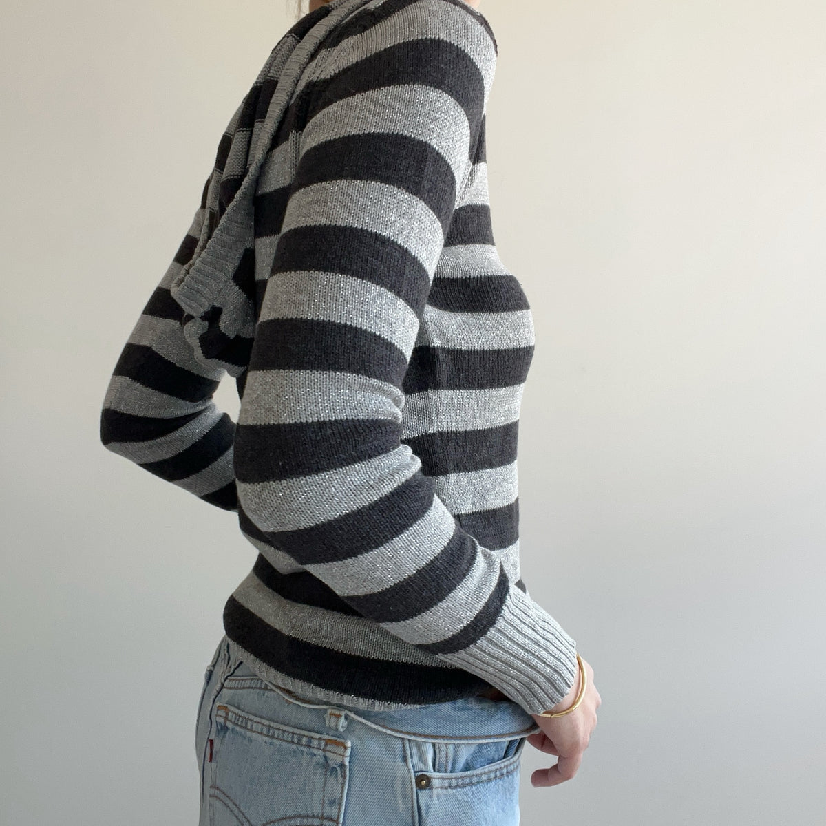 GREY STRIPED HOODIE