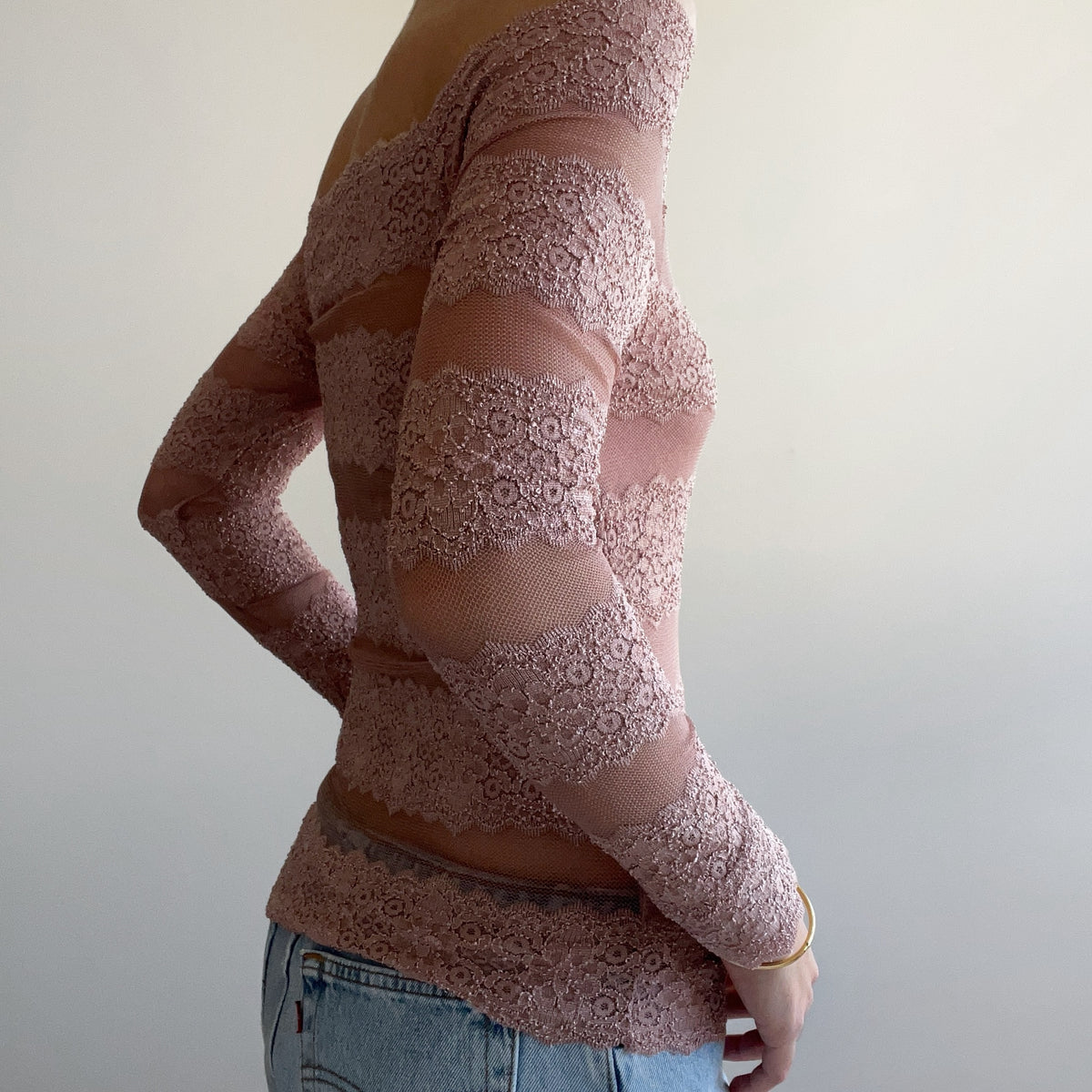 PINK LACE LONG SLEEVE