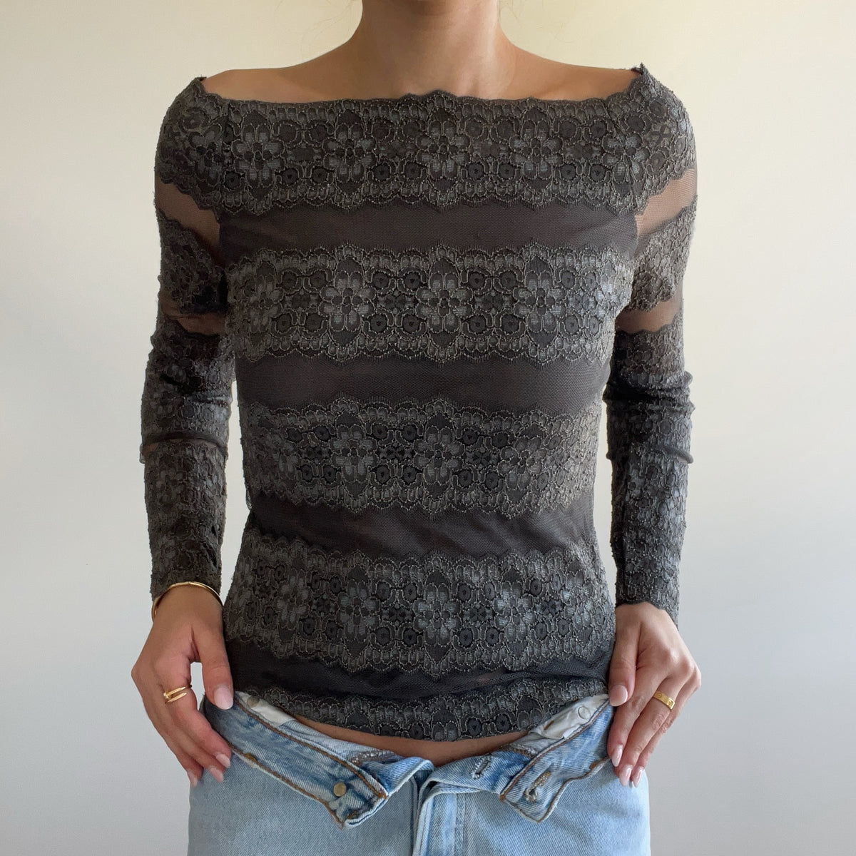 GREY LONG SLEEVE