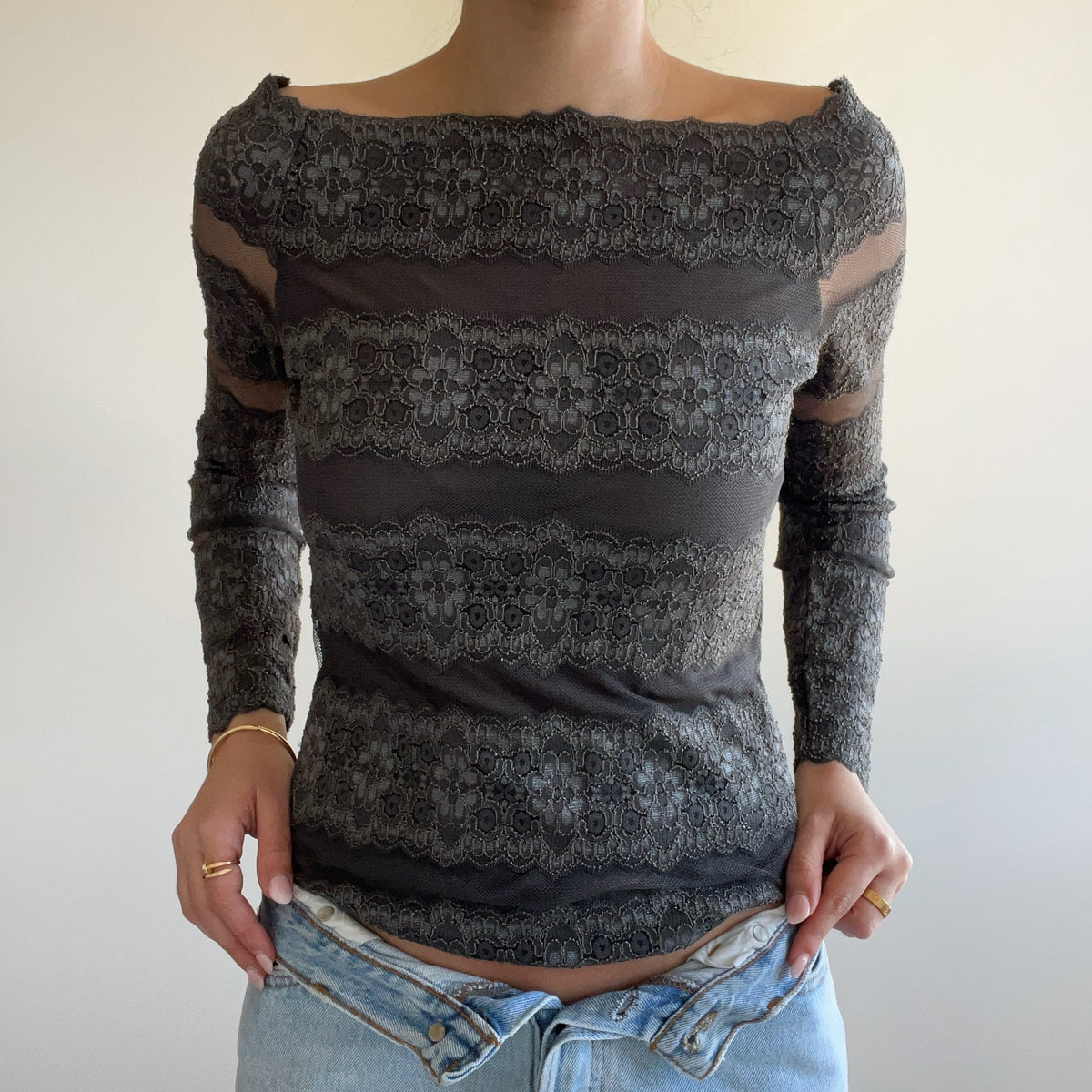 GREY LONG SLEEVE