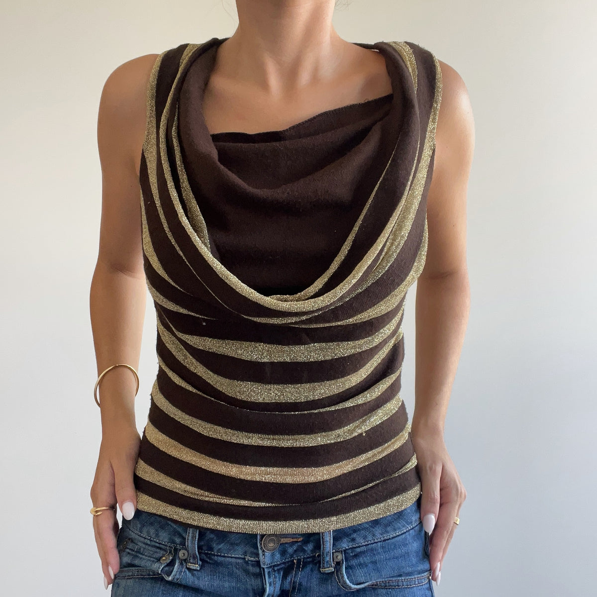 STRIPED DRAPED TOP