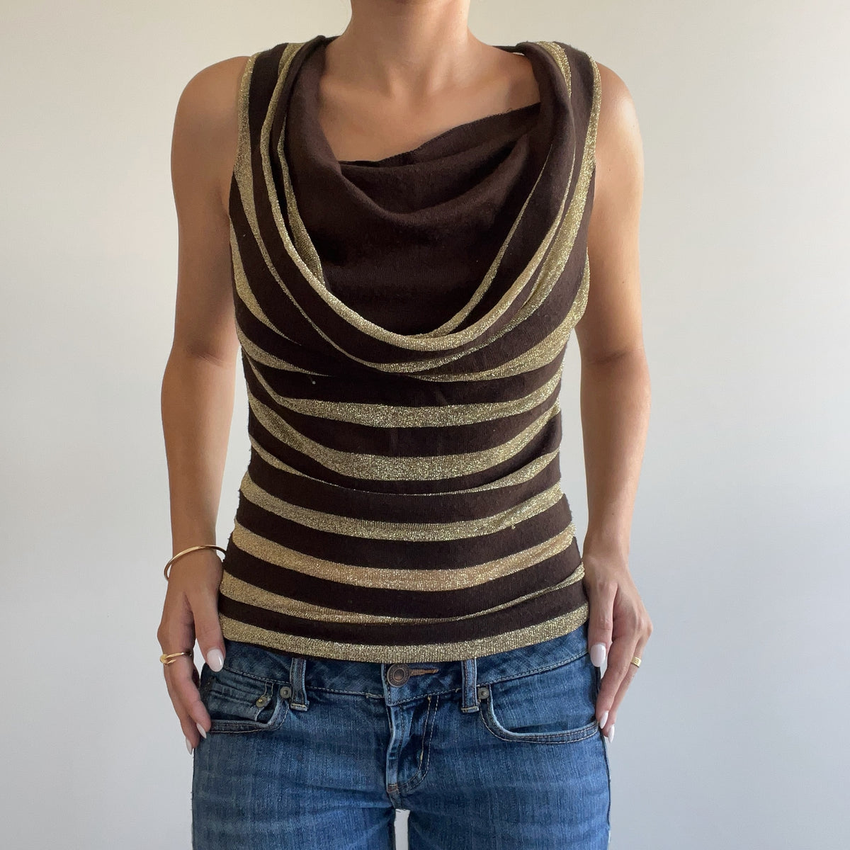 STRIPED DRAPED TOP