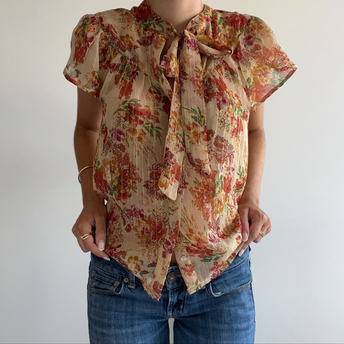 FLORAL BOW BLOUSE