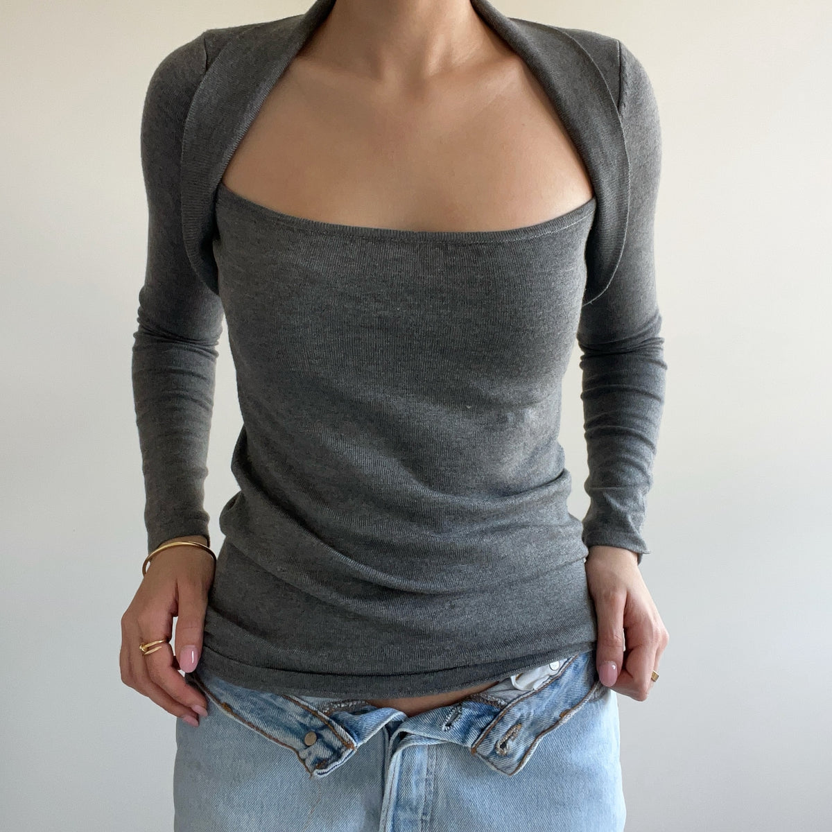 GREY LONG SLEEVE