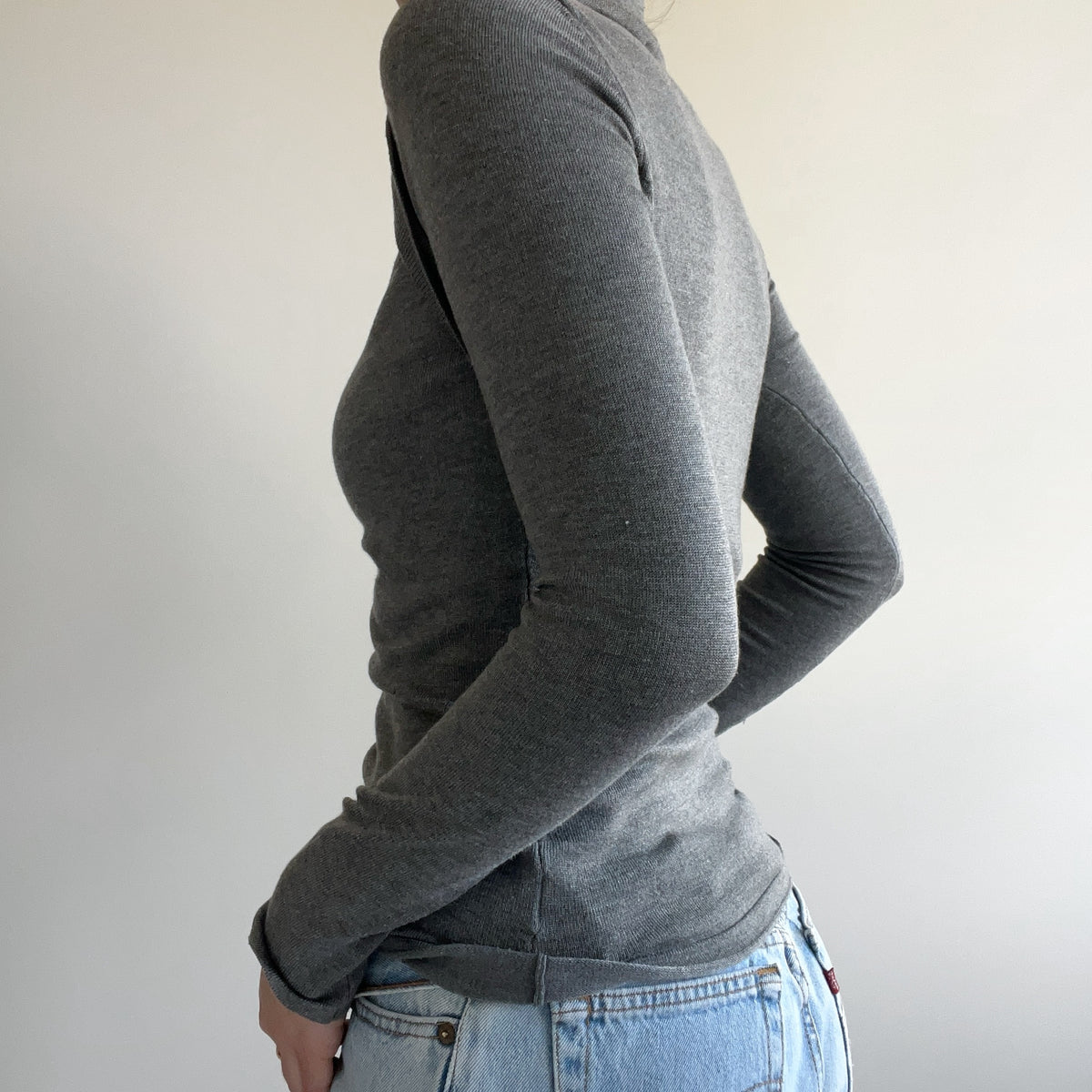 GREY LONG SLEEVE