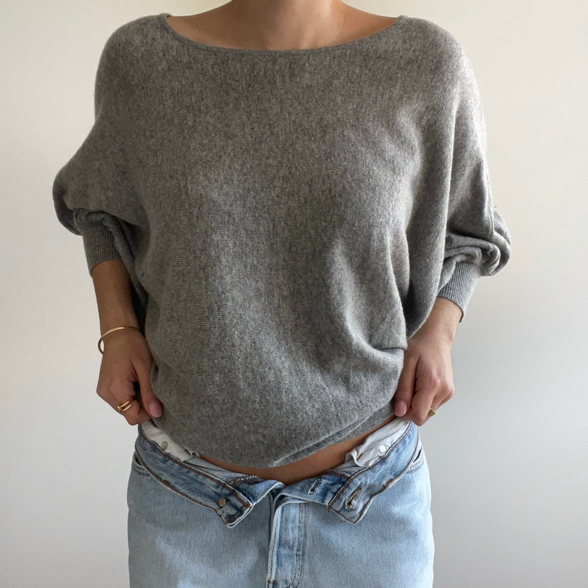 GREY BATWING TOP