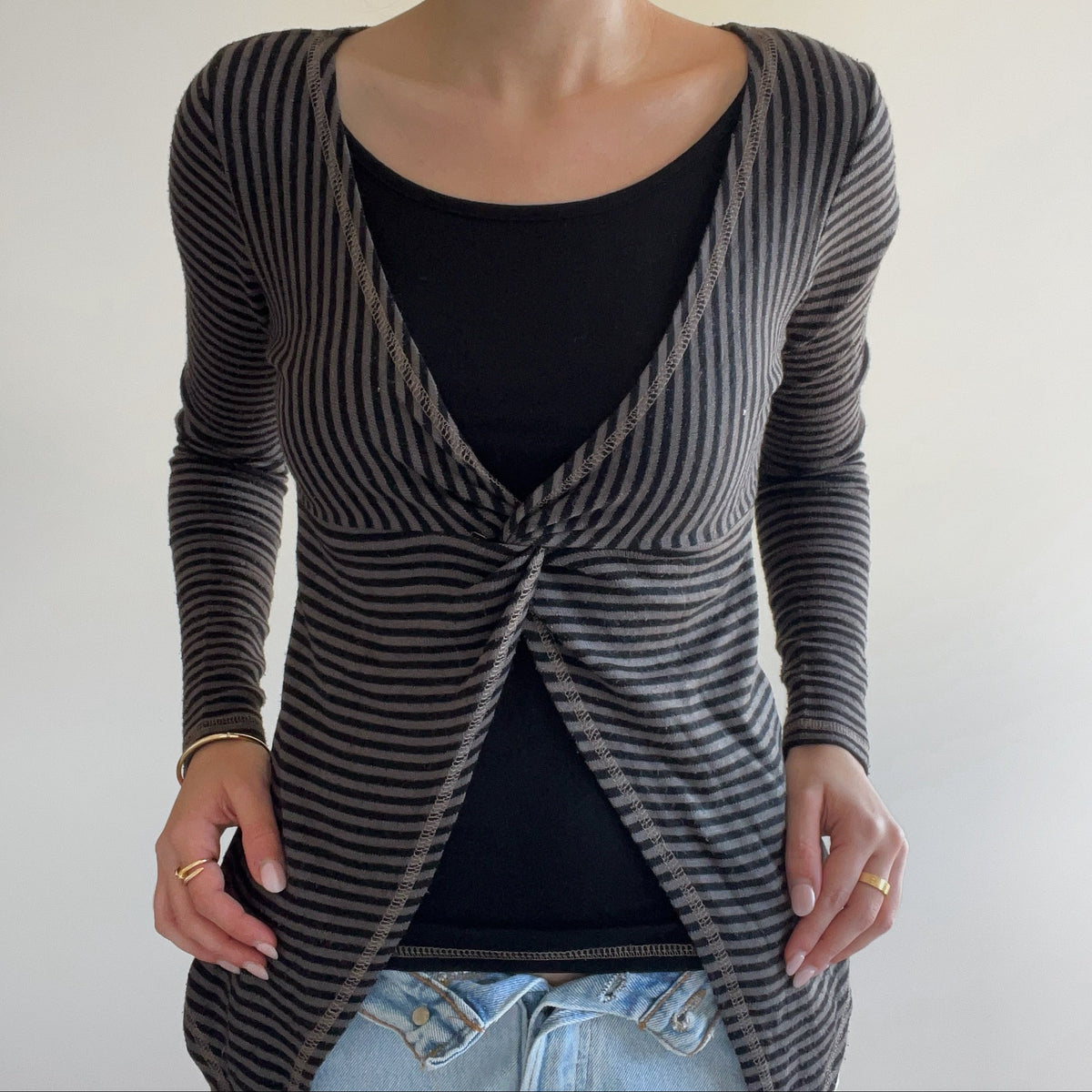 STRIPED WRAP TOP