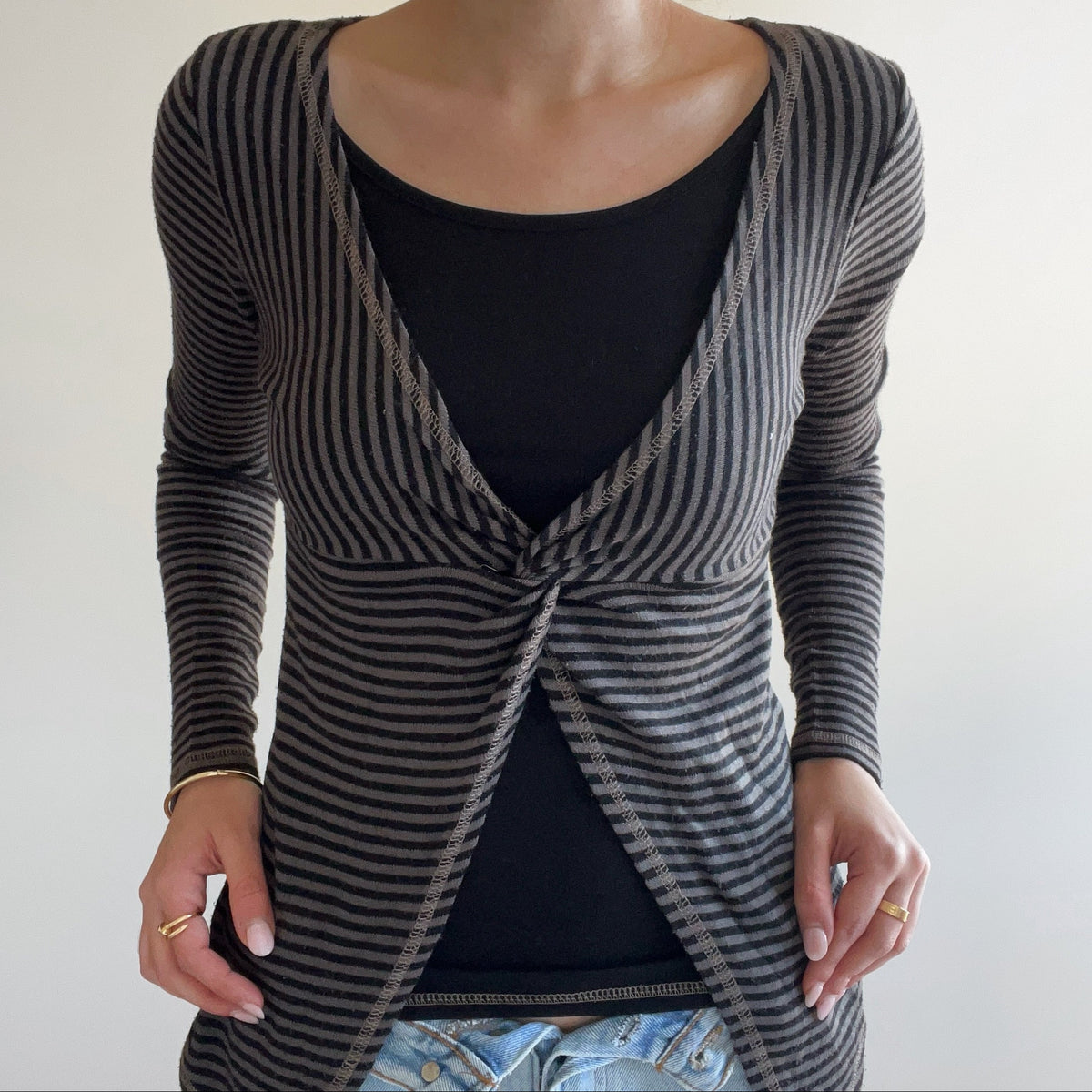 STRIPED WRAP TOP