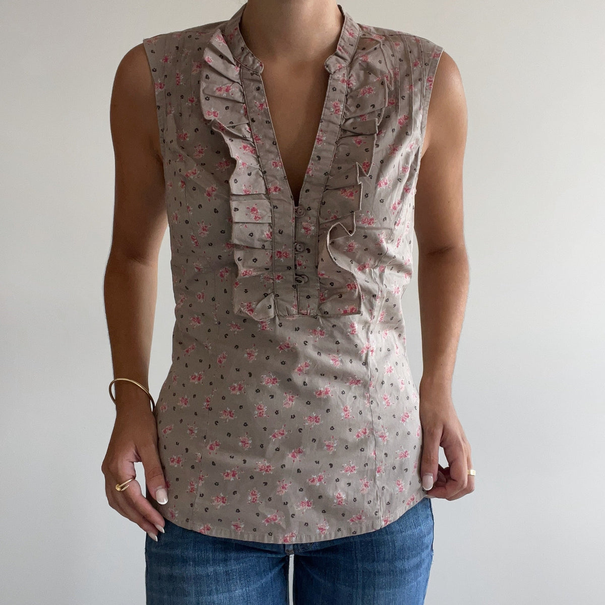 FLORAL RUFFLE BLOUSE