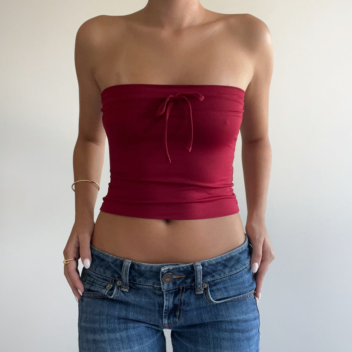 STRAPLESS RED TOP