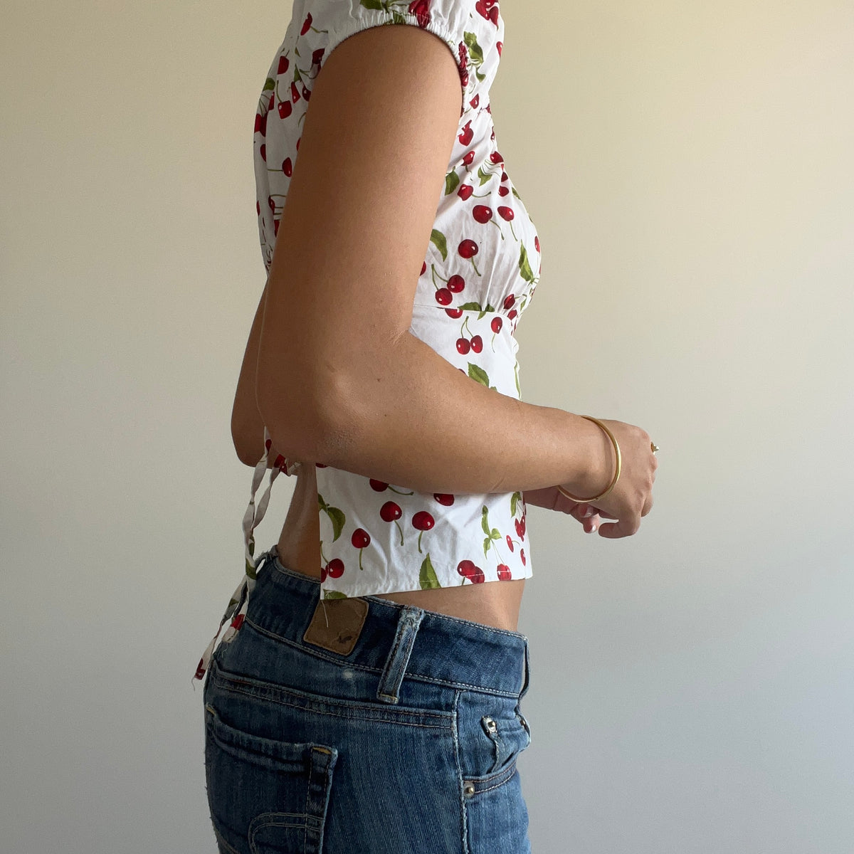CHERRY MILKMAID BLOUSE