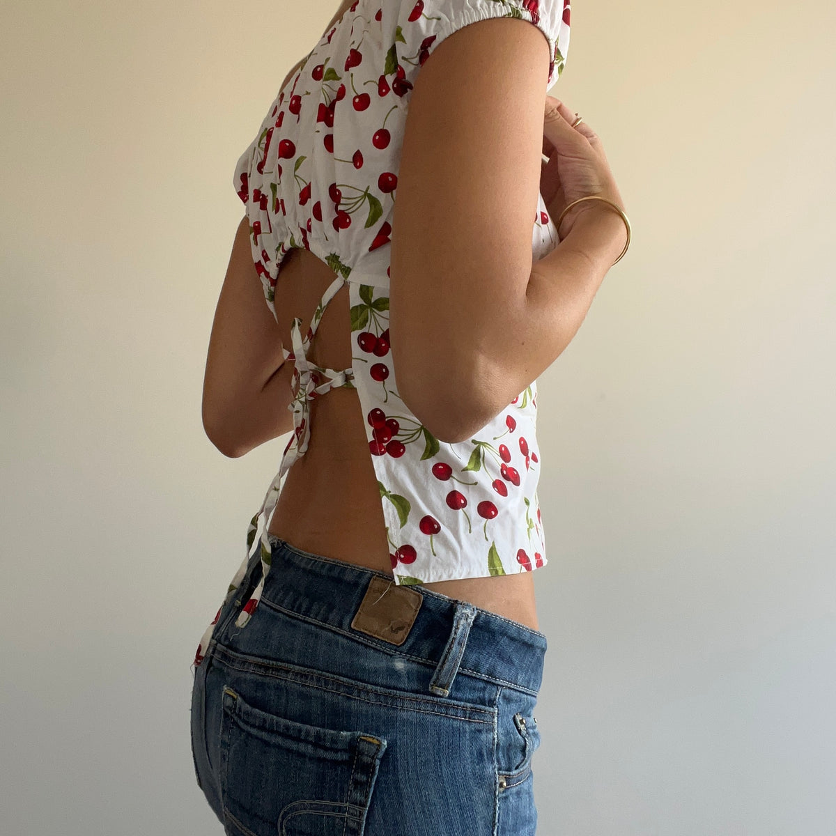 CHERRY MILKMAID BLOUSE