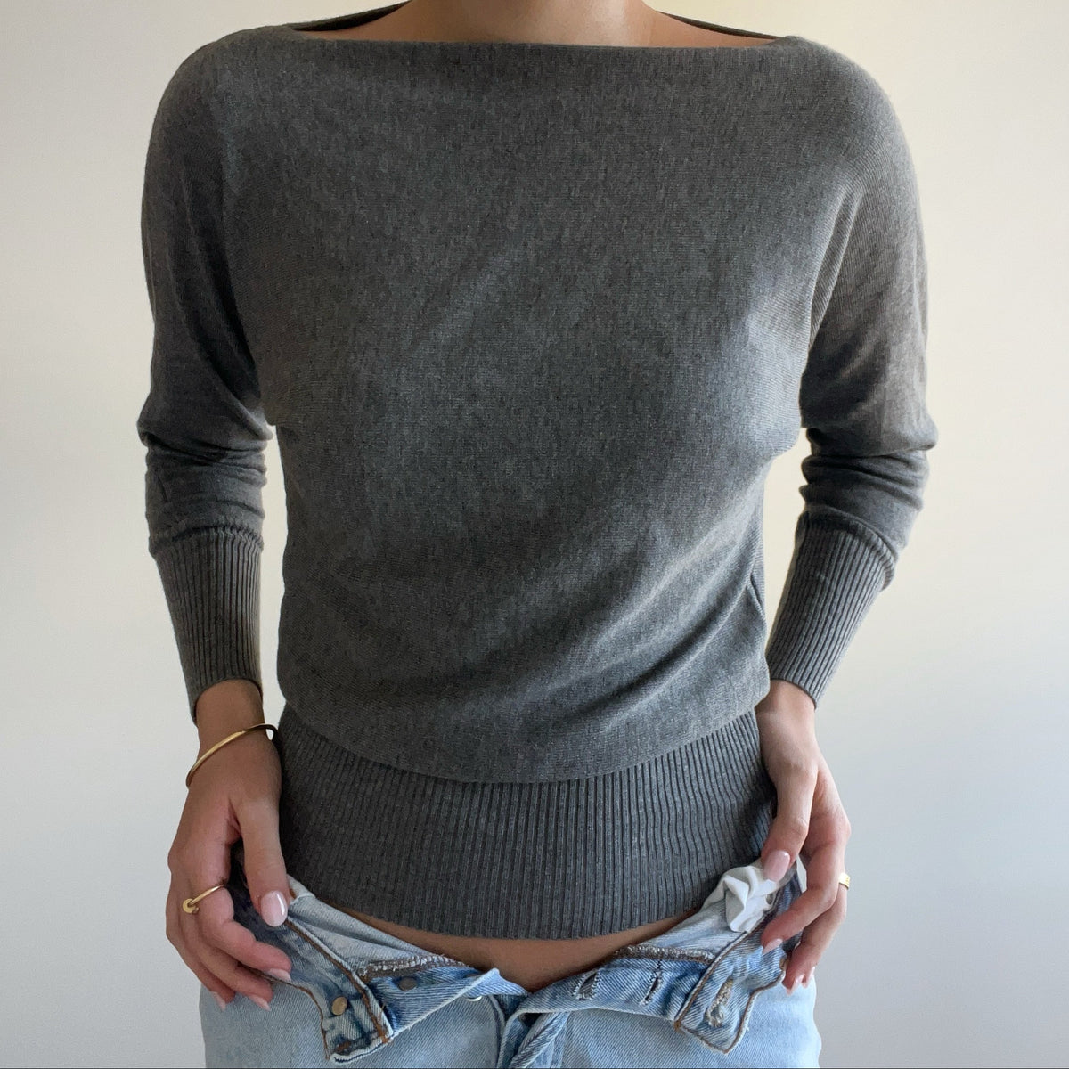 SLOUCHY GREY JUMPER