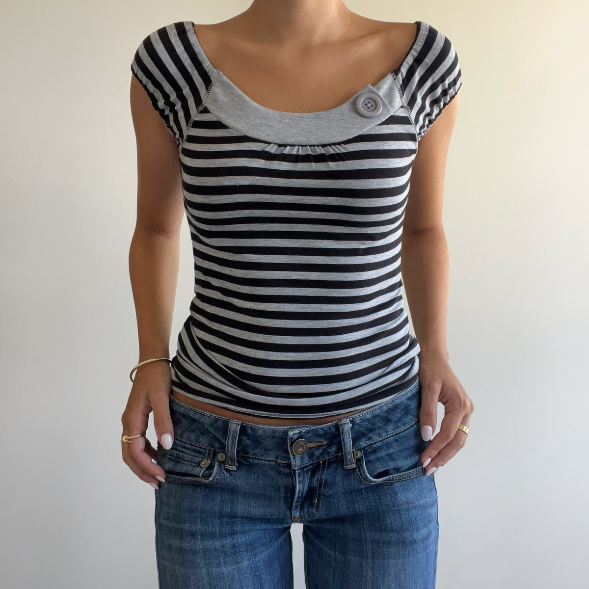 BUTTON STRIPE TOP