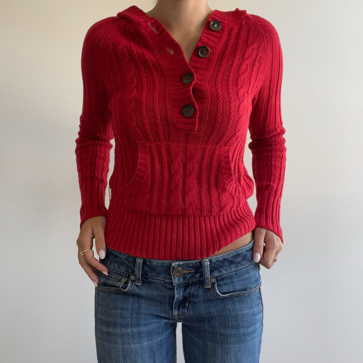 RED CABLE KNIT SWEATER