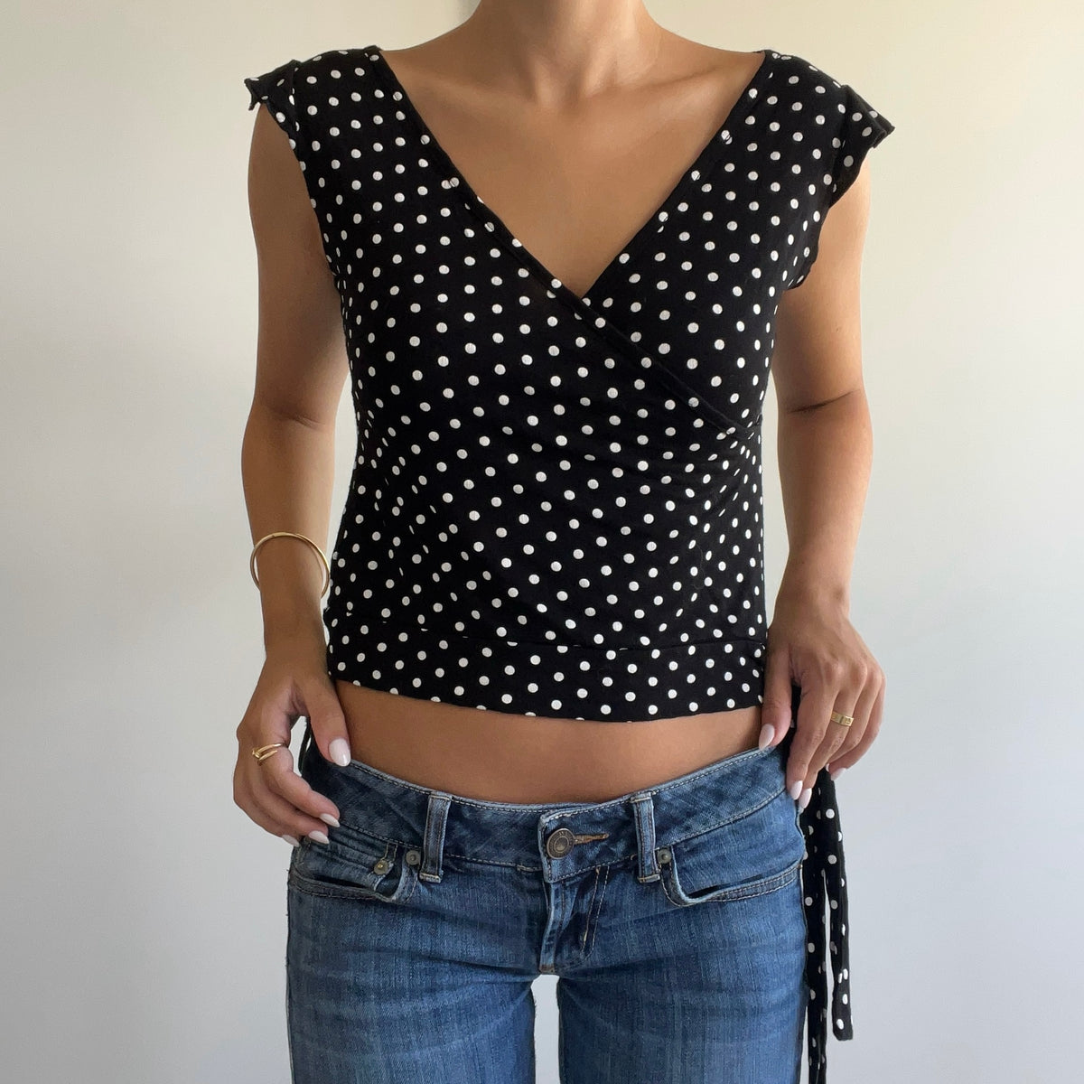 POLKA DOT WRAP TOP